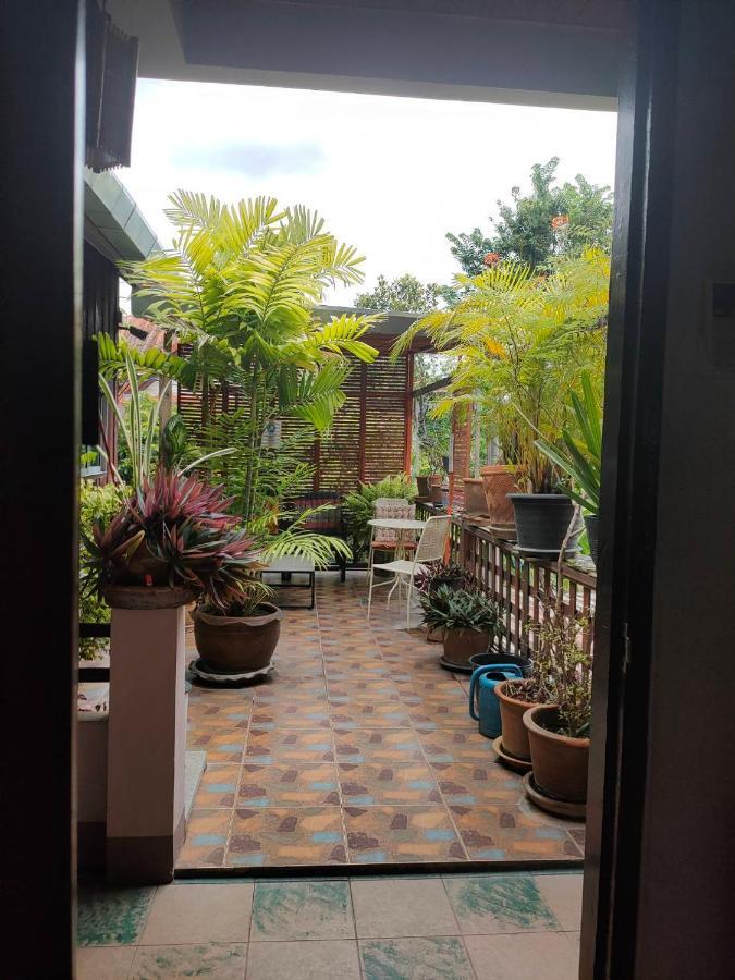 Baitong Homestay Chiang Mai Exteriör bild